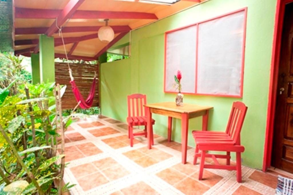 Blue Conga Hotel Puerto Viejo de Talamanca Buitenkant foto